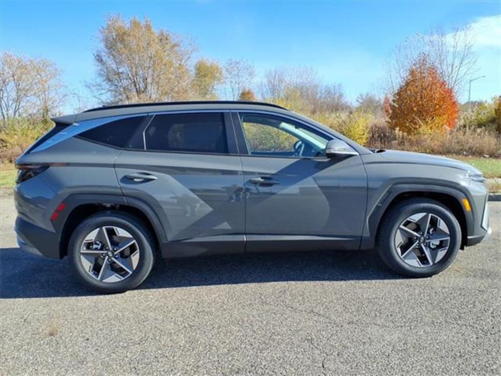 New 2026 Hyundai Tucson SEL Premium FWD SUV