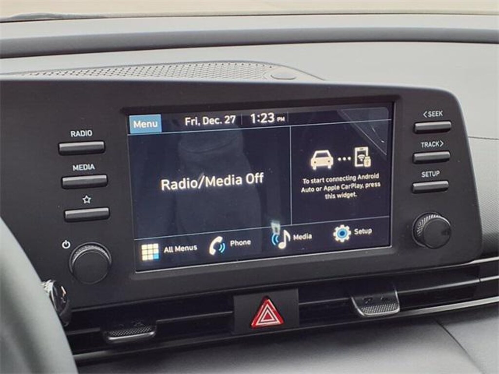 New 2025 Hyundai Elantra SEL Sport Sedan