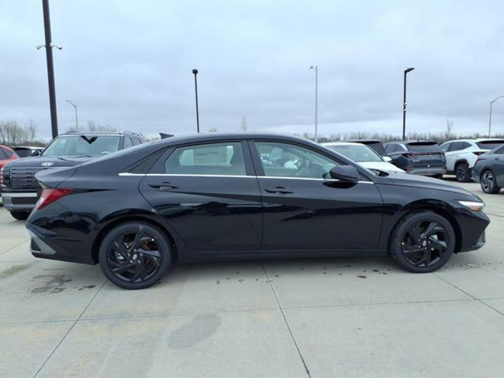 New 2026 Hyundai Elantra SEL Sport Premium Sedan
