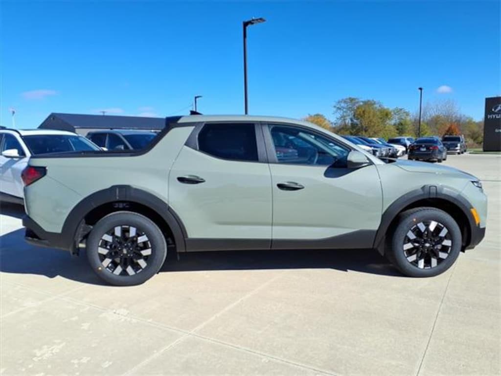 New 2026 Hyundai Santa Cruz SE AWD Truck