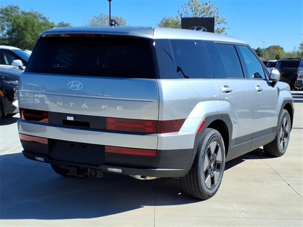 New 2026 Hyundai Santa Fe Hybrid SE SUV