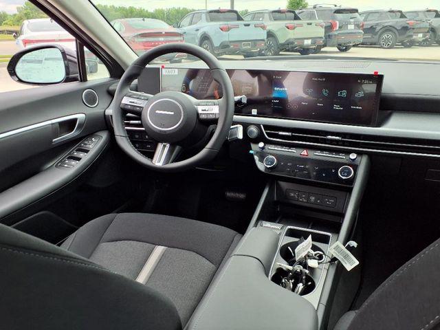 2025 Hyundai Sonata Hybrid SEL - Photo 7