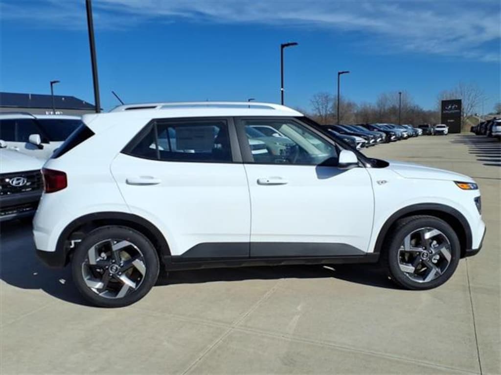 New 2026 Hyundai Venue SEL SUV