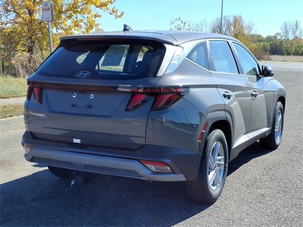 New 2026 Hyundai Tucson SE FWD SUV