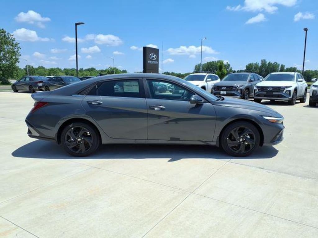 New 2026 Hyundai Elantra SEL Sport Premium Sedan