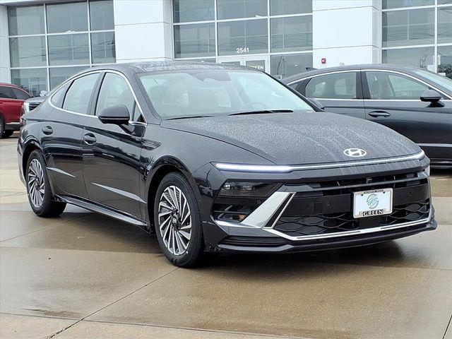 2026 Hyundai Sonata Hybrid