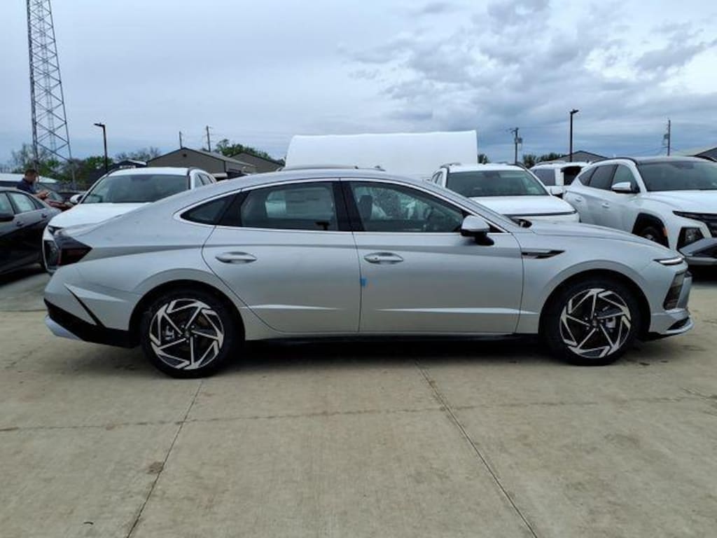 New 2026 Hyundai Sonata SEL Sport Sedan