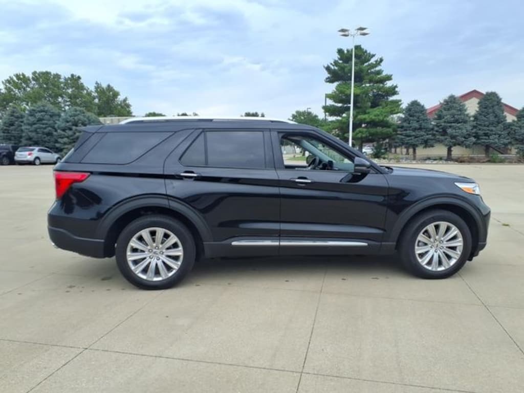 Used 2023 Ford Explorer Limited SUV