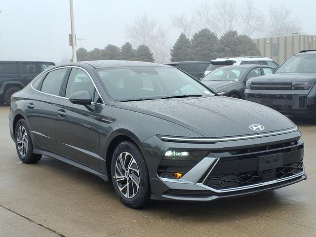 2026 Hyundai Sonata Hybrid