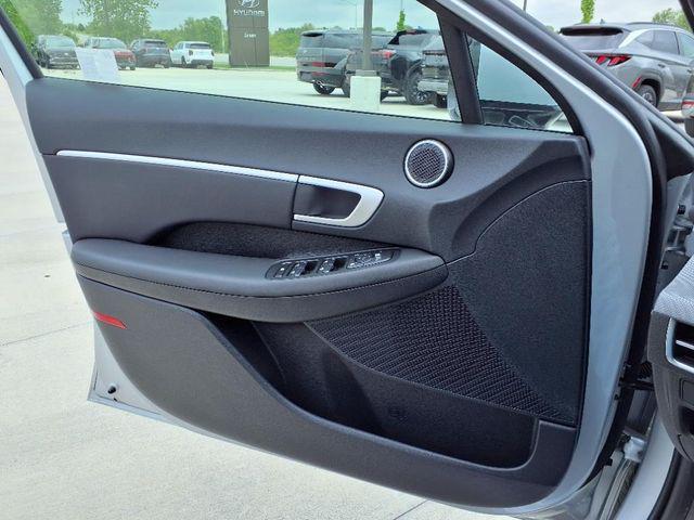 2025 Hyundai Sonata Hybrid SEL - Photo 19