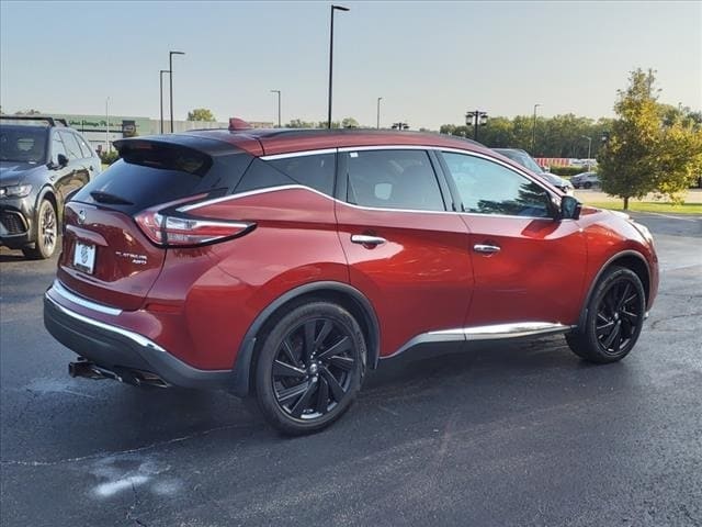 Used 2017 Nissan Murano Platinum with VIN 5N1AZ2MH1HN154149 for sale in Springfield, IL