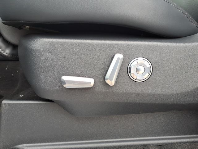 2026 Lincoln Navigator Reserve - Photo 16