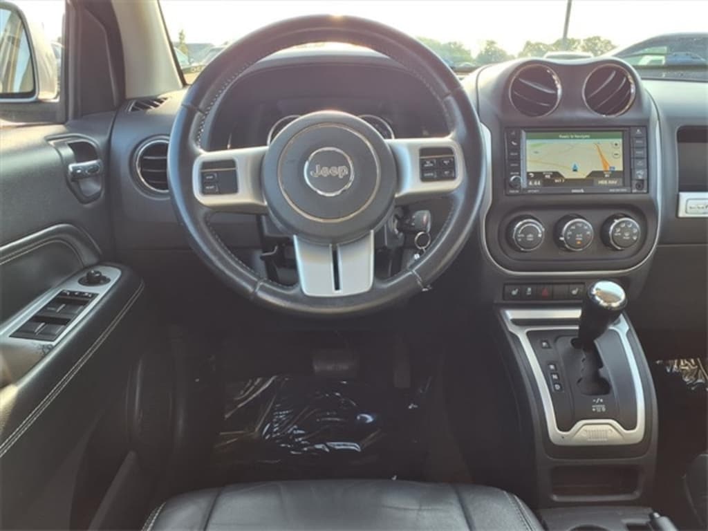 Used 2016 Jeep Compass Latitude SUV