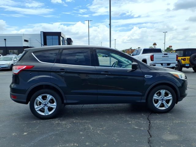 Used 2015 Ford Escape SE with VIN 1FMCU0GX6FUB29930 for sale in Springfield, IL