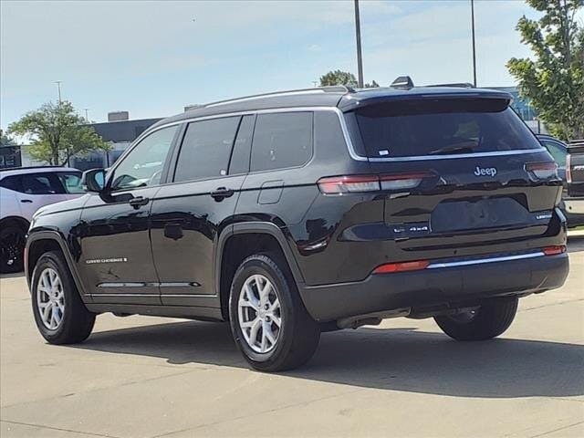 Used 2021 Jeep Grand Cherokee L Limited with VIN 1C4RJKBG7M8184581 for sale in Springfield, IL