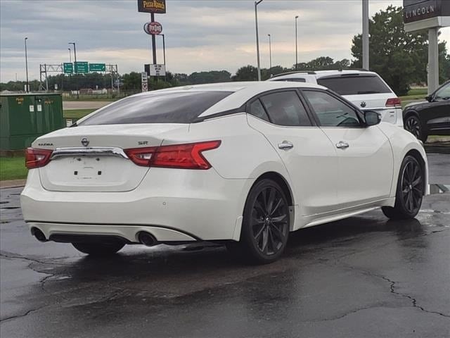 Used 2016 Nissan Maxima SR with VIN 1N4AA6AP1GC403936 for sale in Springfield, IL