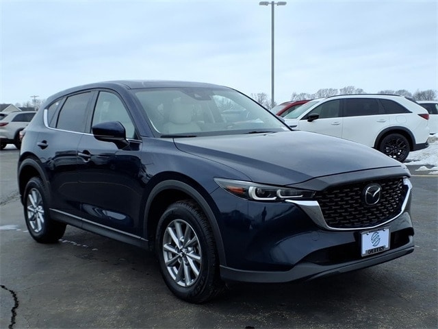 2022 Mazda CX-5 S Preferred package