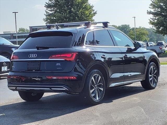 Used 2021 Audi Q5 Premium Plus with VIN WA1BAAFY1M2106230 for sale in Springfield, IL