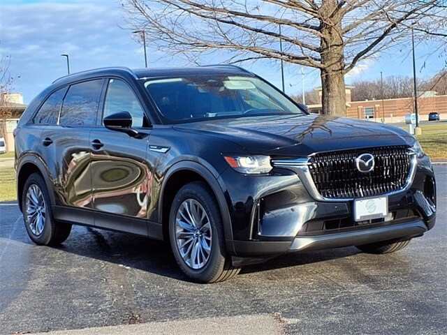 2025 Mazda CX-90 Preferred Package's photo