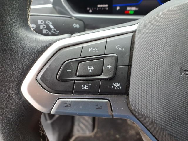 2023 Volkswagen Tiguan SE - Photo 14