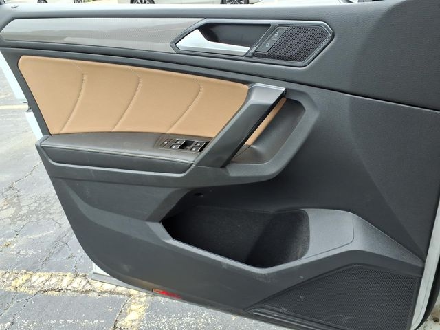 2023 Volkswagen Tiguan SE - Photo 17