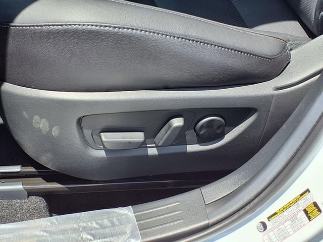 2025 Mazda CX-50 Premium - Photo 19