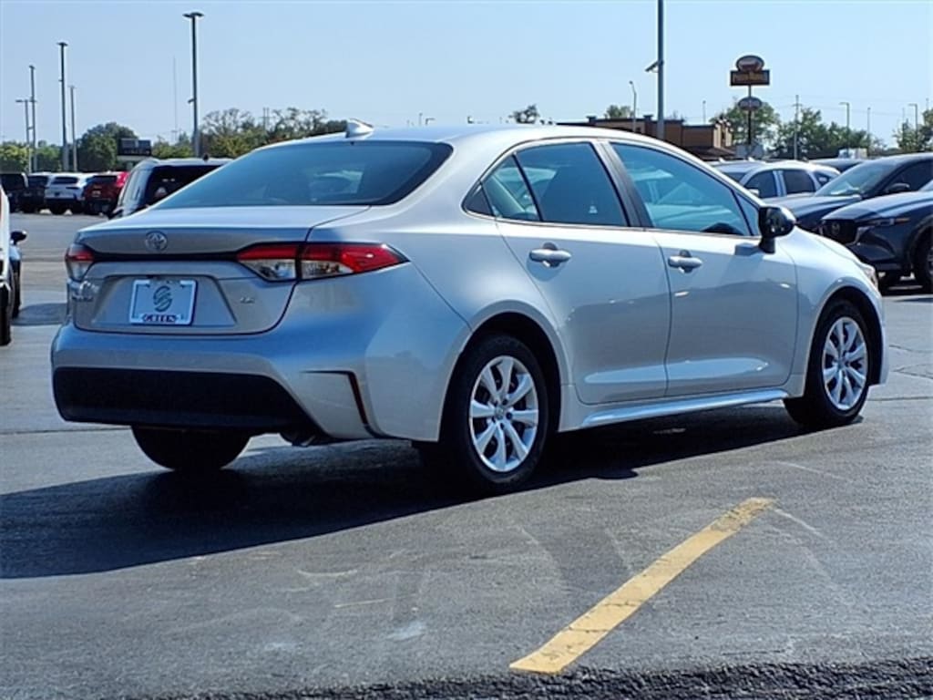 Used 2024 Toyota Corolla LE Sedan