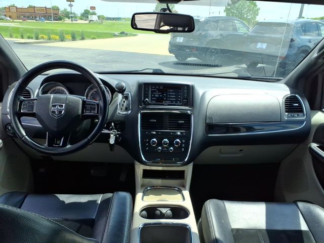 2017 Dodge Grand Caravan SXT - Photo 4