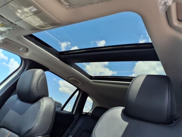 2025 Mazda CX-50 Premium - Photo 20