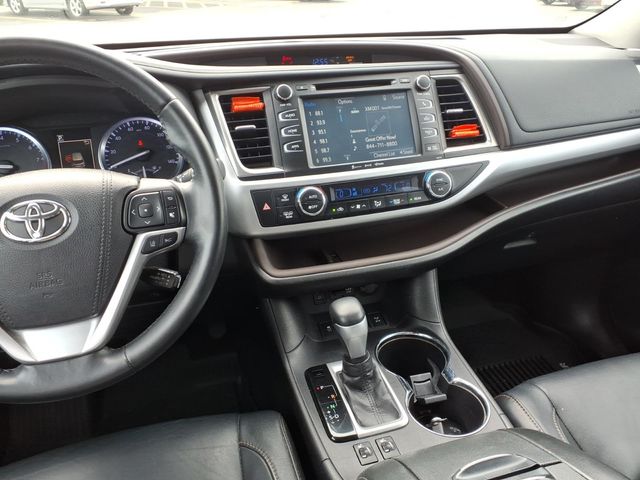 2018 Toyota Highlander XLE - Photo 11