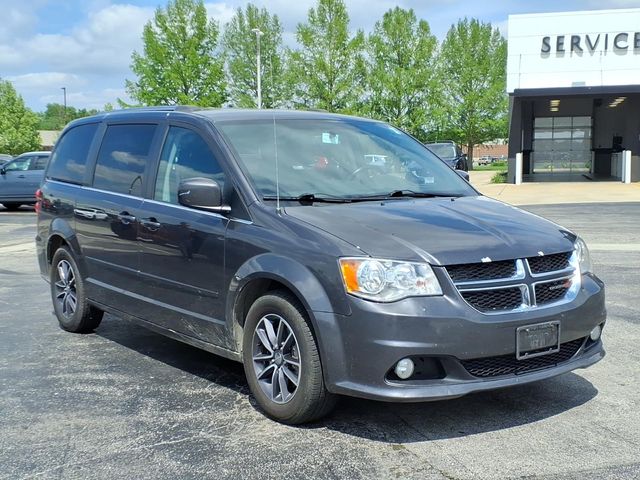 2017 Dodge Grand Caravan SXT's photo