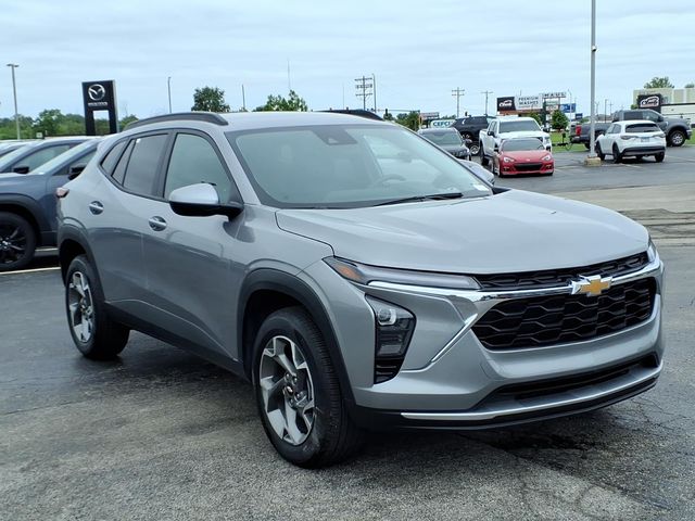 2025 Chevrolet Trax LT's photo