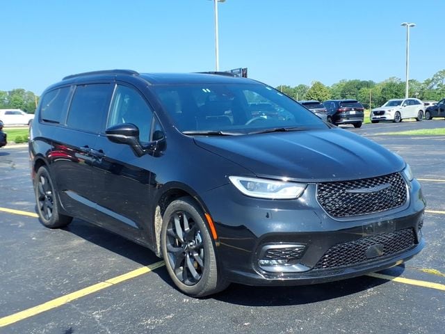 2025 Chrysler Pacifica