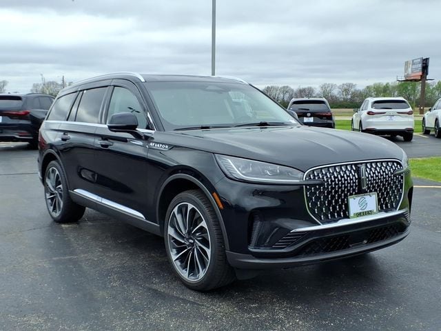 2025 Lincoln Aviator Reserve AWD's photo