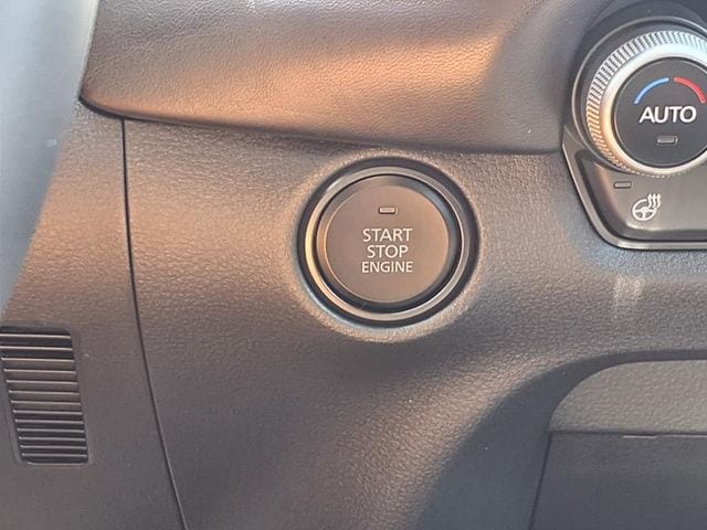 2025 Mazda CX-50 Premium - Photo 11