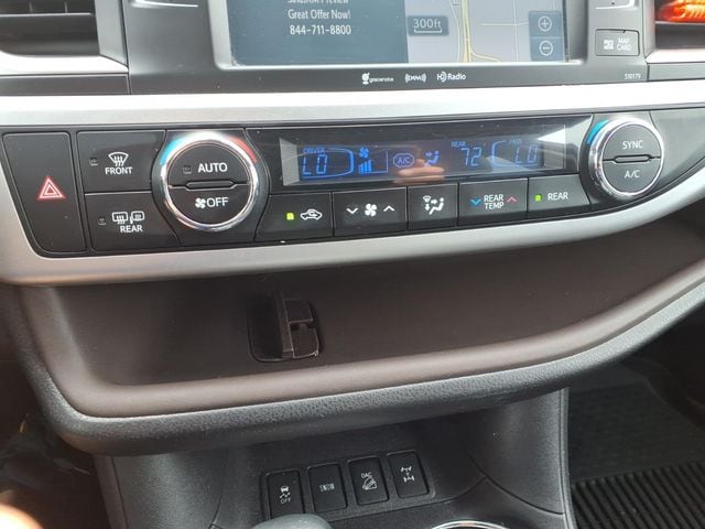 2018 Toyota Highlander XLE - Photo 16