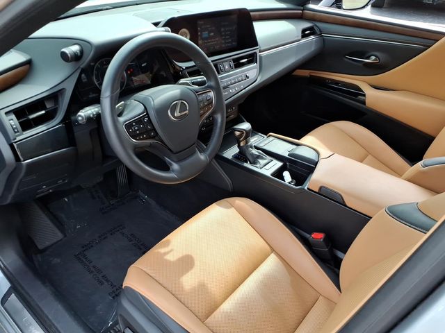 2022 Lexus ES 350 - Photo 10