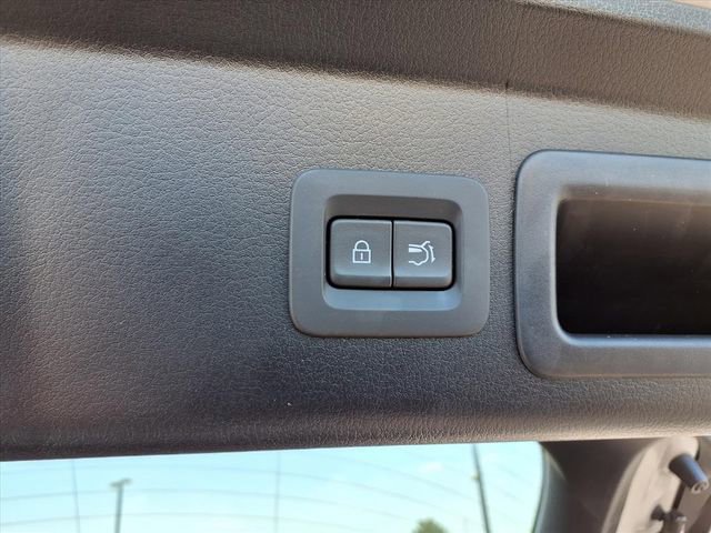 2025 Mazda CX-30 Premium - Photo 22