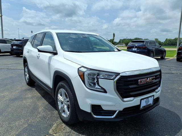2024 GMC Terrain SLE - Photo 1
