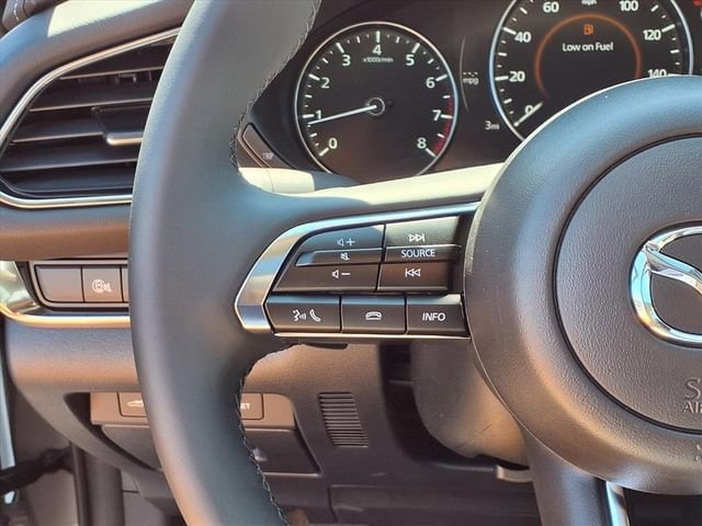 2025 Mazda CX-30 Premium - Photo 12