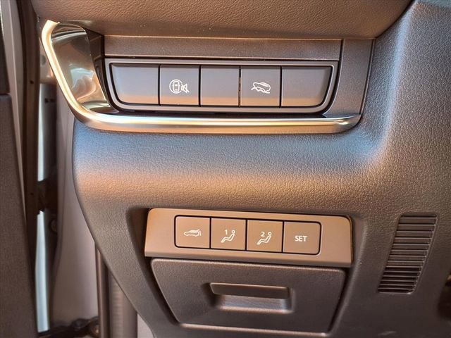 2025 Mazda CX-30 Premium - Photo 15