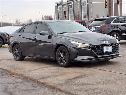 2021 Hyundai Elantra SEL Sedan