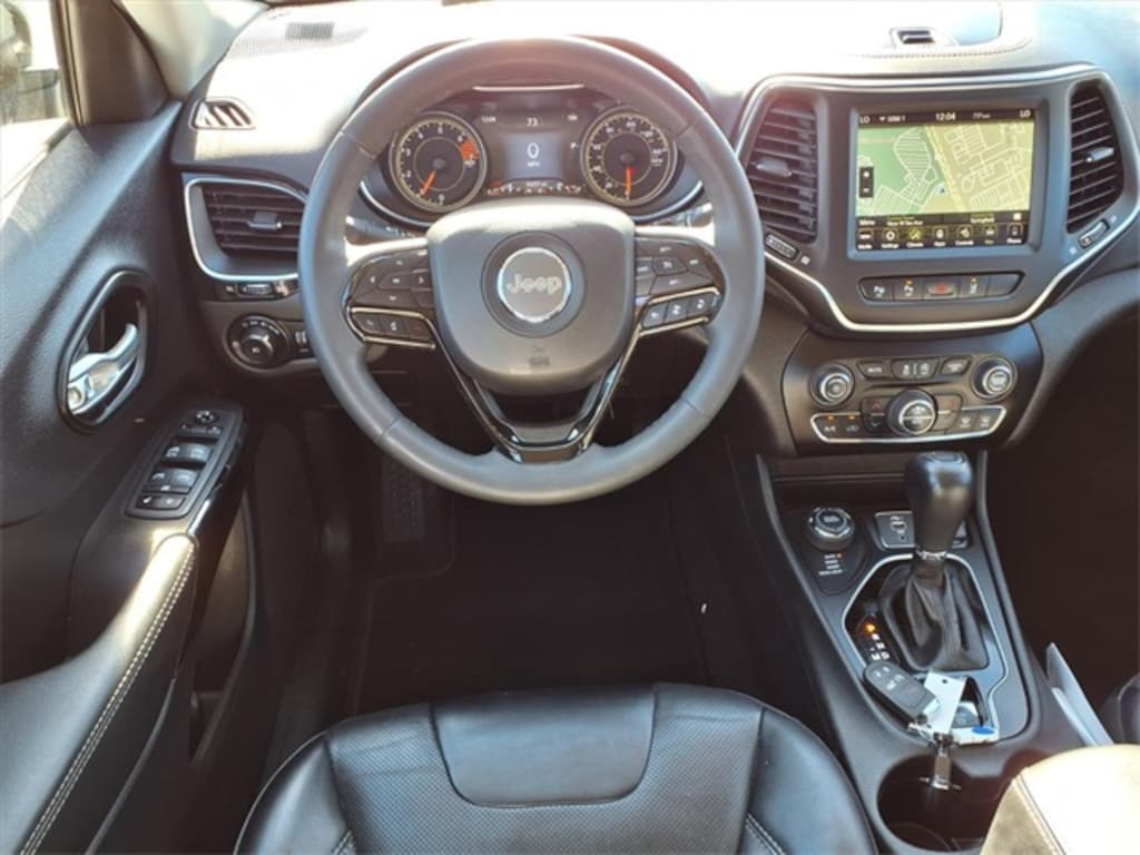 Used 2023 Jeep Cherokee Altitude Lux SUV