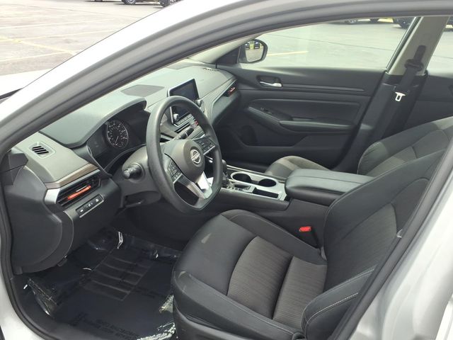 2024 Nissan Altima SV - Photo 7