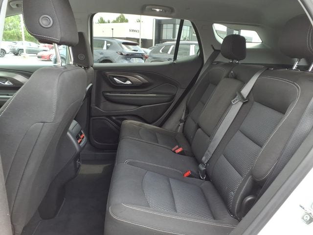 2024 GMC Terrain SLE - Photo 19