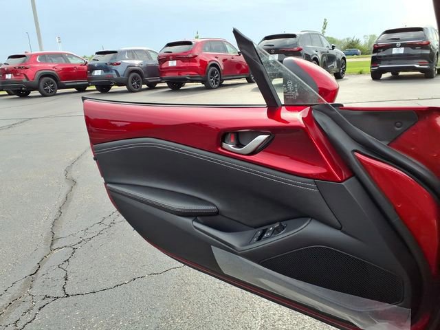 2026 Mazda MX-5 Miata Grand Touring - Photo 13