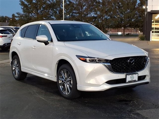 2025 Mazda CX-5 S Premium Plus package's photo