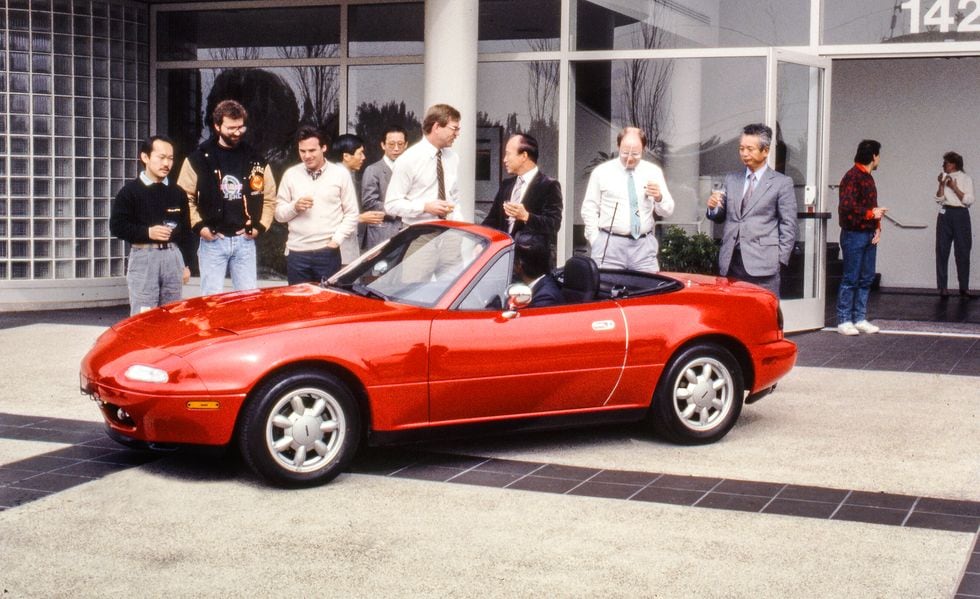 1989-mazda-mx-5-miata-1549038322.jpg