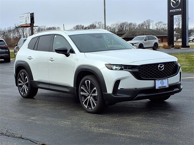 2025 Mazda CX-50 Premium Plus's photo