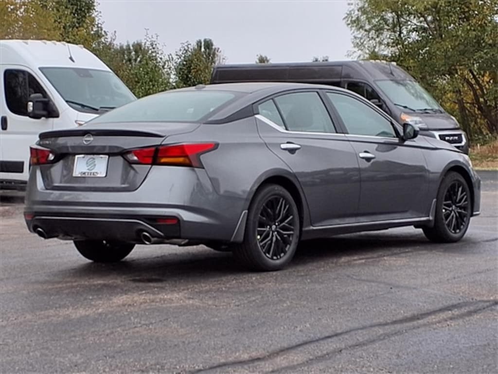 New 2025 Nissan Altima 2.5 SV Sedan